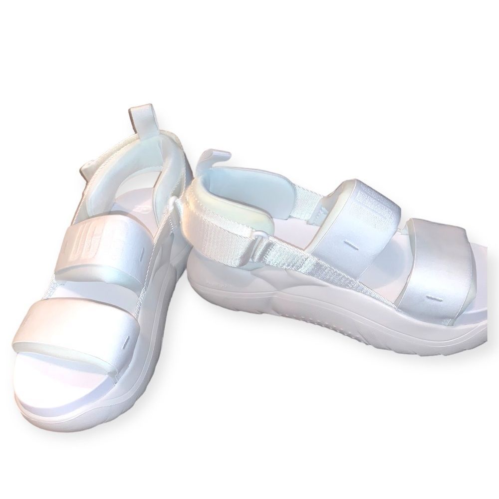 UGG LA Sport platform sandals